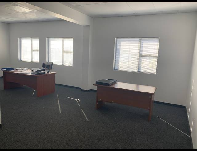 375M² WAREHOUSE TO LET IN RIVERGATE